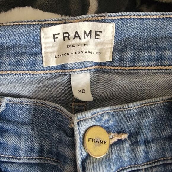 Frame Le High Skinny Jeans with Raw Hem. Size 28. - Picture 3 of 4